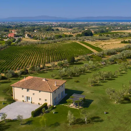 Il Meluccio 12&2, Emma Villa Castellina Marittima